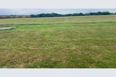 2909 Palacios Bay Drive, Palacios, TX 77465 - Photo 13