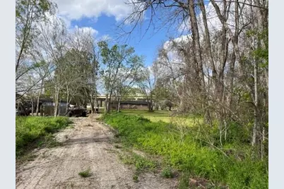 131 McKeever Road, Rosharon, TX 77583 - Photo 5