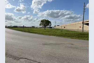 131 McKeever Road, Rosharon, TX 77583 - Photo 9