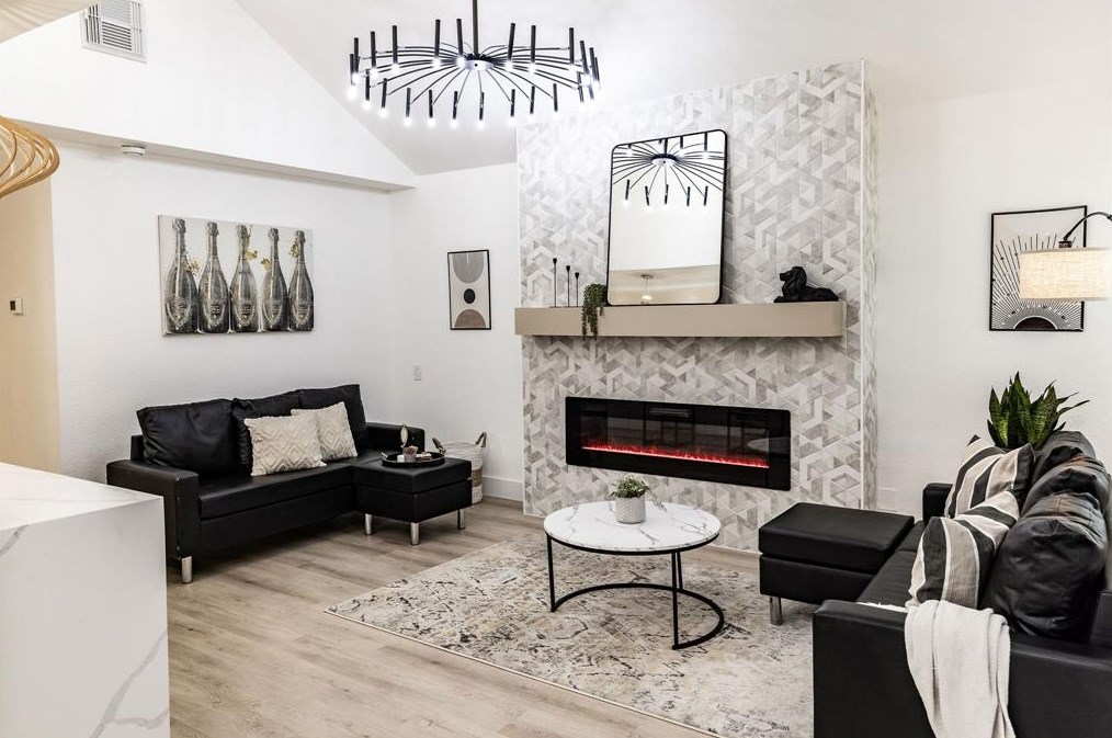 1017 Joyce, Houston TX 77009-2030 exterior