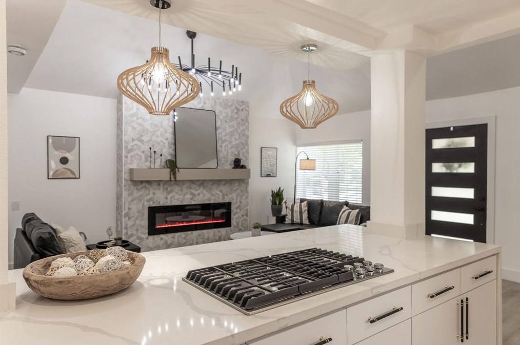 1017 Joyce, Houston TX 77009-2030 exterior