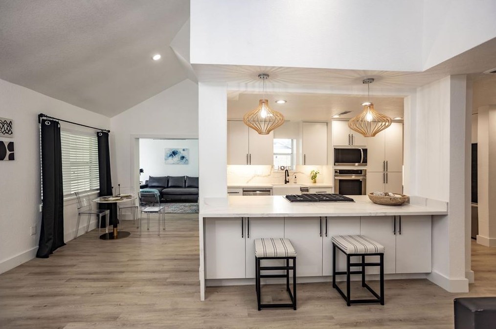 1017 Joyce, Houston TX 77009-2030 exterior