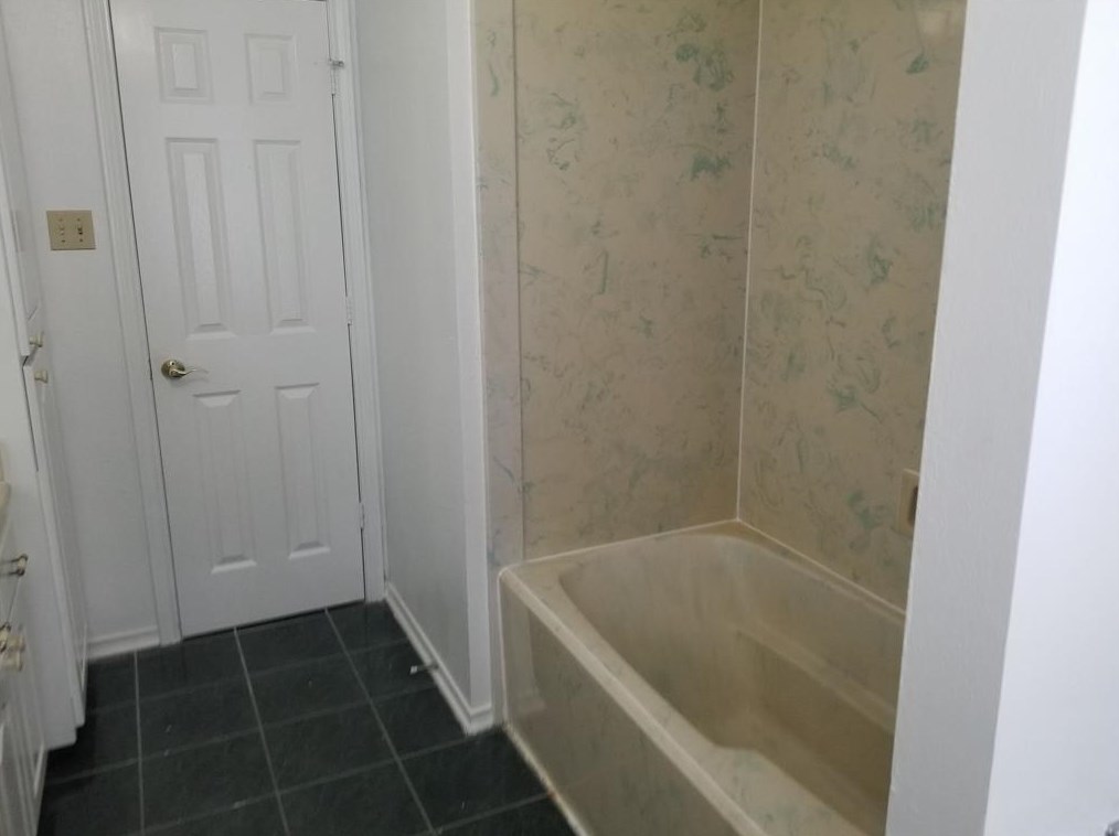 2406 Joel Wheaton Rd, Houston TX  77077-5415 exterior