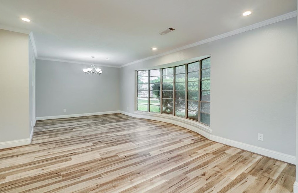 6007 Beaudry Dr, Houston TX  77035-2307 exterior