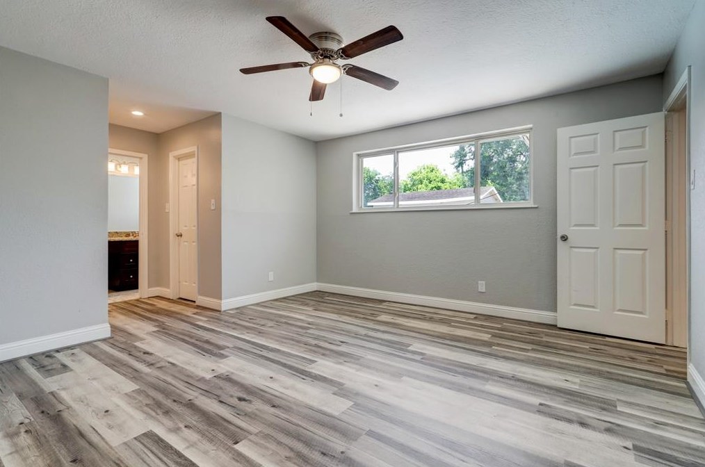 6007 Beaudry Dr, Houston TX  77035-2307 exterior