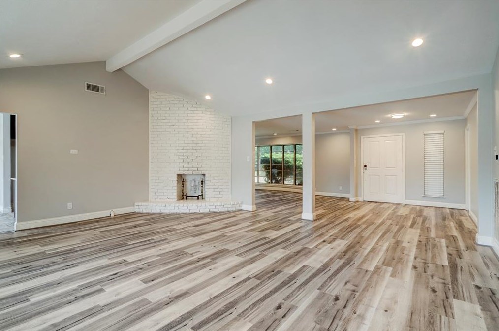 6007 Beaudry Dr, Houston TX  77035-2307 exterior