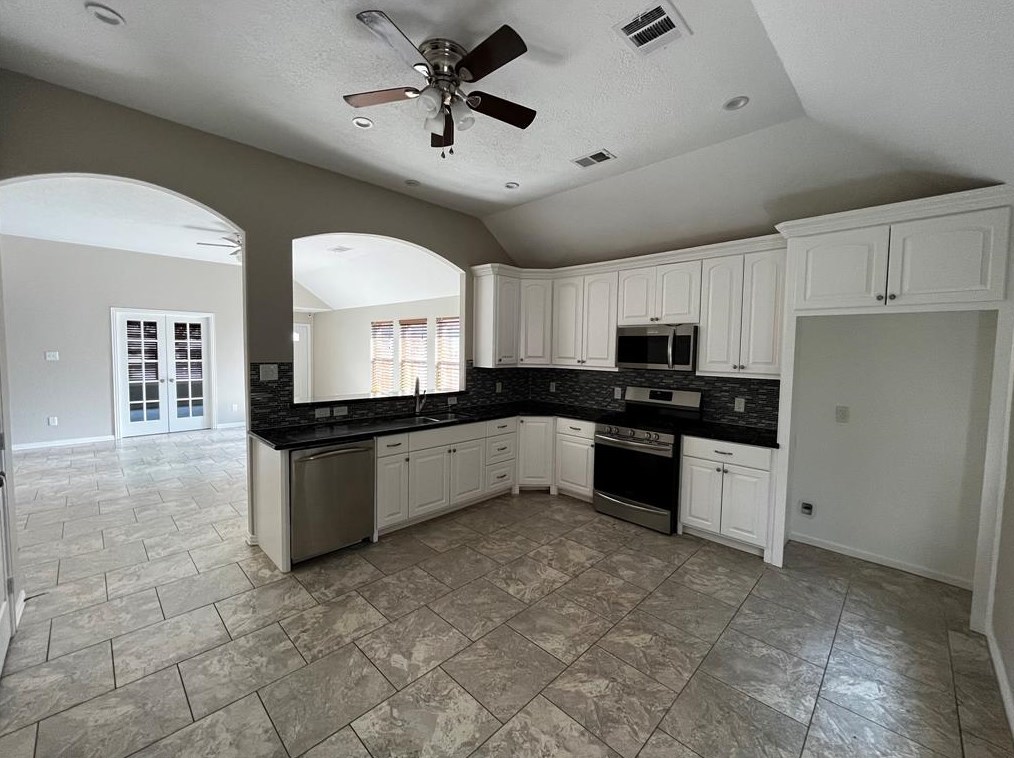 1438 Meadowhigh Ln, Spring TX 77373-7866 exterior