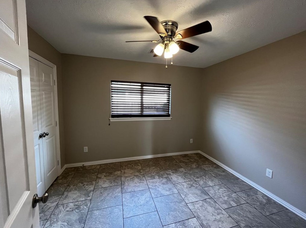 1438 Meadowhigh Ln, Spring TX 77373-7866 exterior