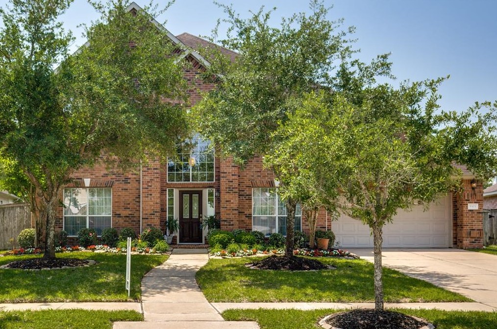 5303 Riverstone Crossing Dr, Sugar Land TX  77479-4827 exterior