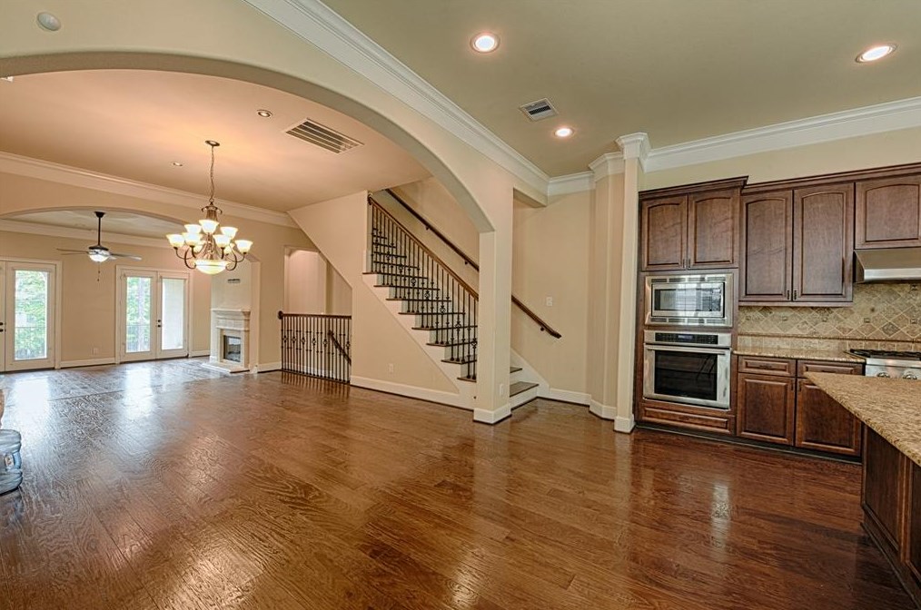1508 Cohn St, Houston TX  77007-3053 exterior