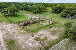 3814 Co Rd 19, Hallettsville, TX 77964 - Photo 17