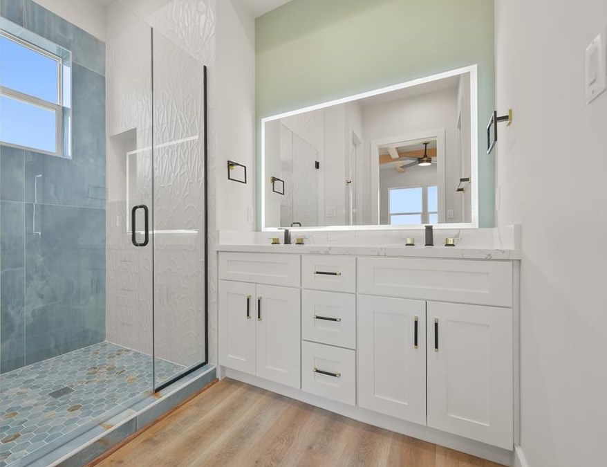 1102 64 St, Galveston TX 77551-1043 exterior