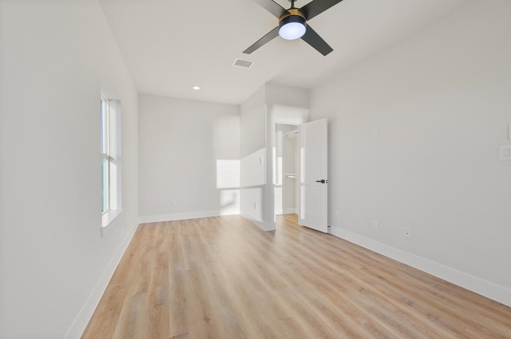 1102 64 St, Galveston TX 77551-1043 exterior