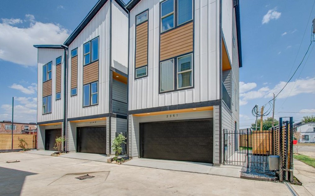 2343 Eagle St, Houston TX  77004-5207 exterior