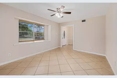 6046 W Airport Boulevard, Houston, TX 77035 - Photo 3