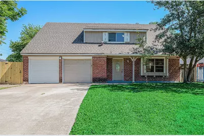 6046 W Airport Boulevard, Houston, TX 77035 - Photo 1