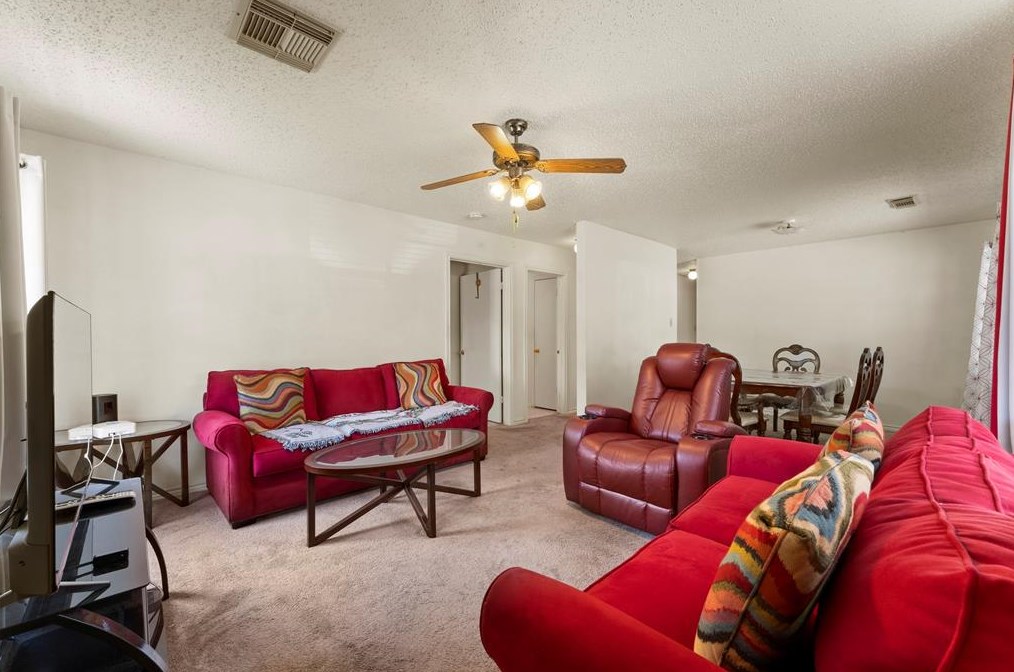 7017 Hershe St, Houston TX  77020-5115 exterior