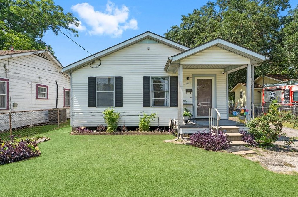 7017 Hershe St, Houston TX  77020-5336 exterior