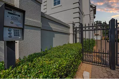 1211 Nantucket Drive #C, Houston, TX 77057 - Photo 3