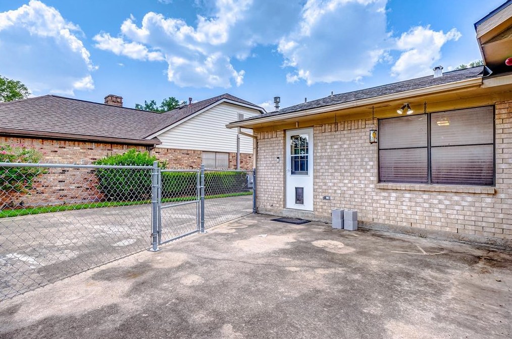 4222 Colombia Dr, Pasadena TX 77504-2515 exterior