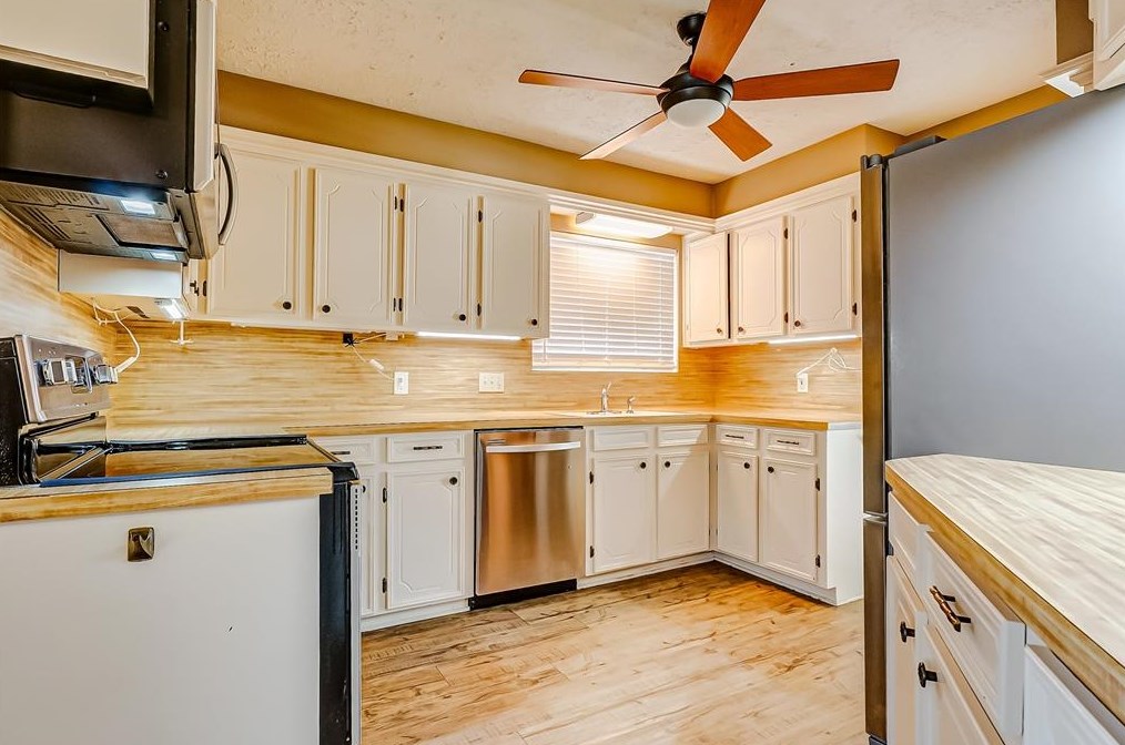 4222 Colombia Dr, Pasadena TX 77504-2515 exterior