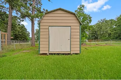 215 Sandy Ridge Drive, Livingston, TX 77351 - Photo 33