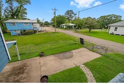 215 Sandy Ridge Drive, Livingston, TX 77351 - Photo 27