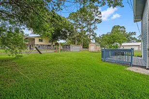 215 Sandy Ridge Dr, Livingston, TX 77351 - Photo 31