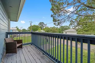 215 Sandy Ridge Dr, Livingston, TX 77351 - Photo 25