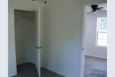 1714 N Travis Avenue, Cleveland, TX 77327 - Photo 3