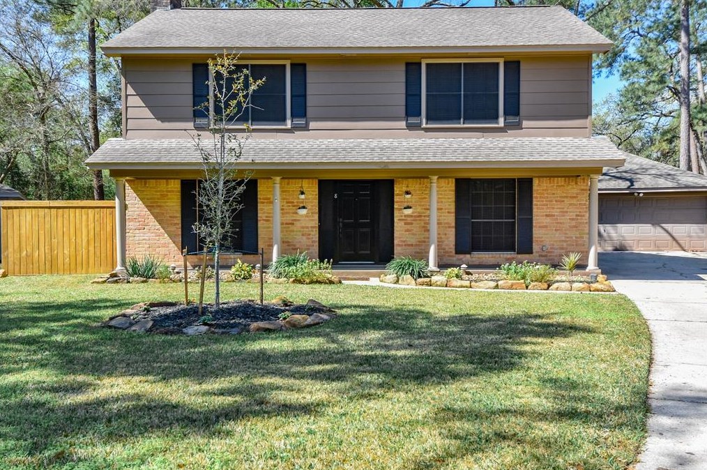 8 Yellowood Ct, Spring TX  77380-1446 exterior