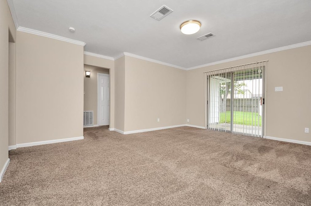 13918 Hollypark Dr, Houston TX  77015-3008 exterior