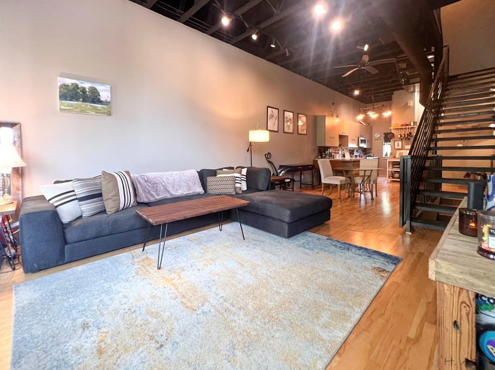 1014 Columbus St, Houston TX  77019-4346 exterior