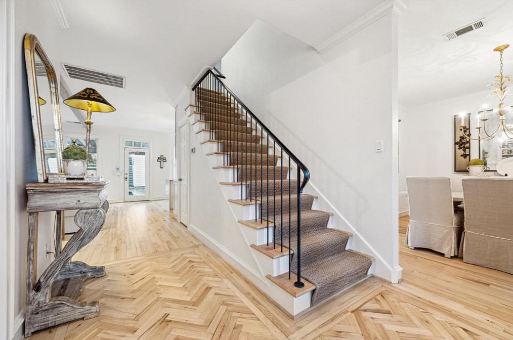 3611 Bellefontaine St, Houston TX  77025-1316 exterior