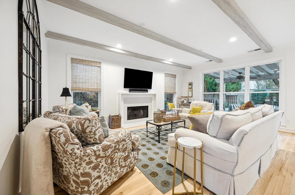 3611 Bellefontaine St, Houston TX  77025-1316 exterior