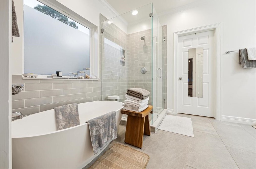 3611 Bellefontaine St, Houston TX  77025-1316 exterior