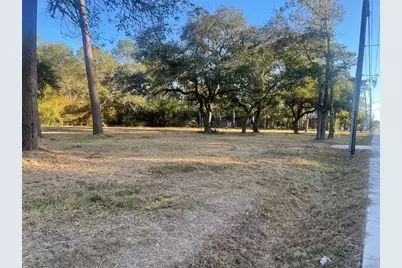 1515 Fm 517 E, Dickinson, TX 77539 - Photo 7