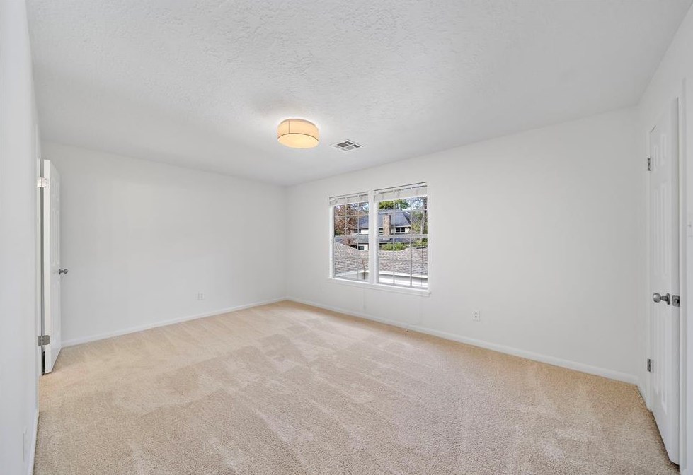 5323 Timber Shade Dr, Humble TX 77345-1700 exterior