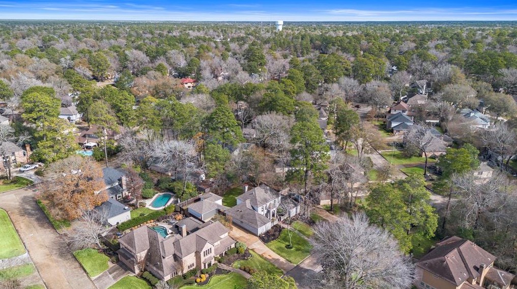 5323 Timber Shade Dr, Humble TX 77345-1700 exterior