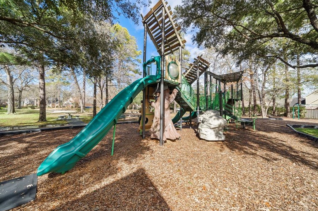 5323 Timber Shade Dr, Humble TX 77345-1700 exterior