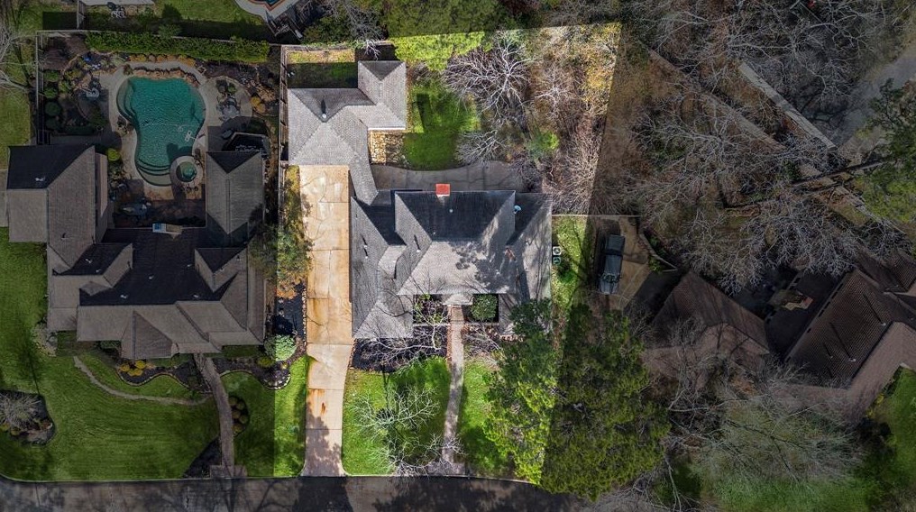 5323 Timber Shade Dr, Humble TX 77345-1700 exterior