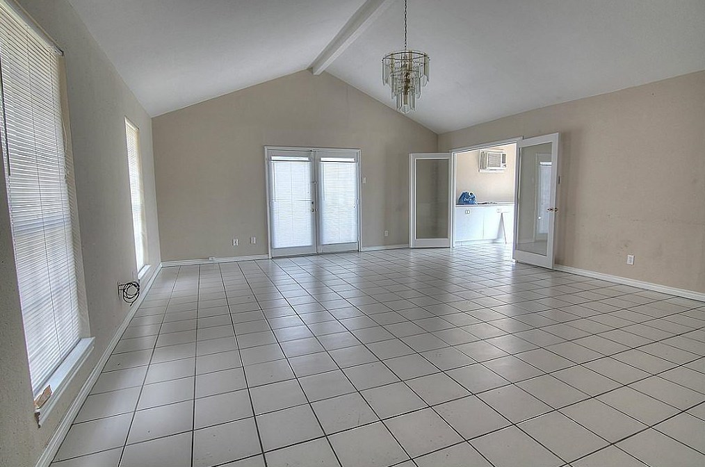 12722 Le Chateau Dr, Houston TX  77015-2720 exterior