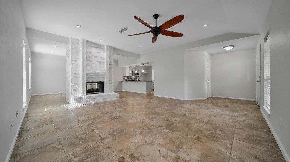 91 Indian Sage Cir, Spring TX  77381-4635 exterior