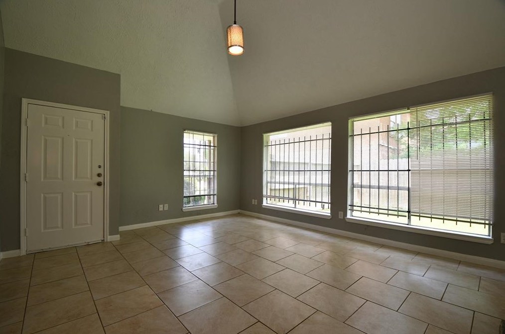12934 Crystal Cv Dr, Houston TX  77044-1802 exterior