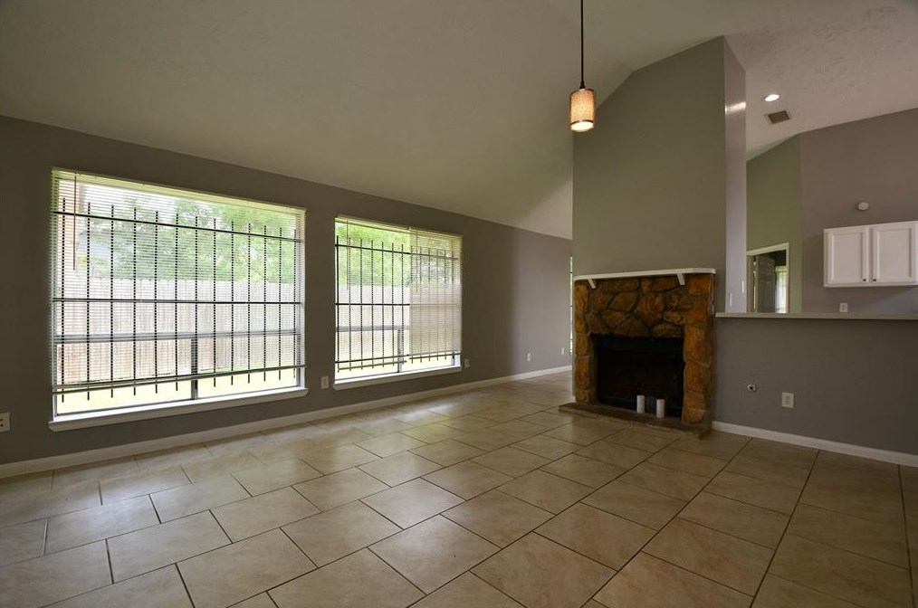 12934 Crystal Cv Dr, Houston TX  77044-1802 exterior