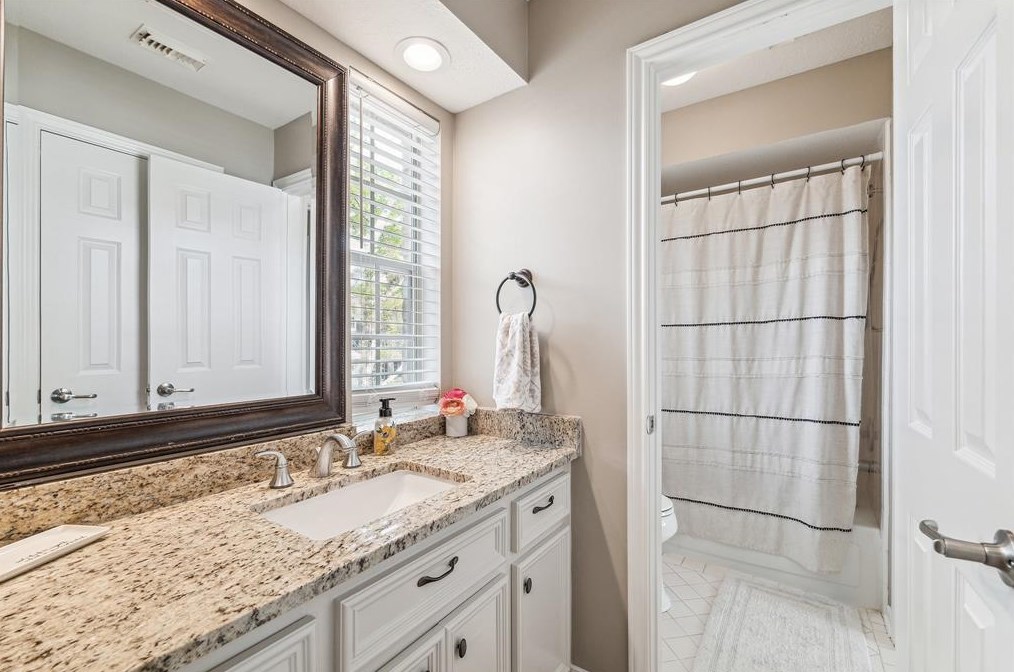 5818 Spring Lodge Dr, Humble TX 77345-2450 exterior