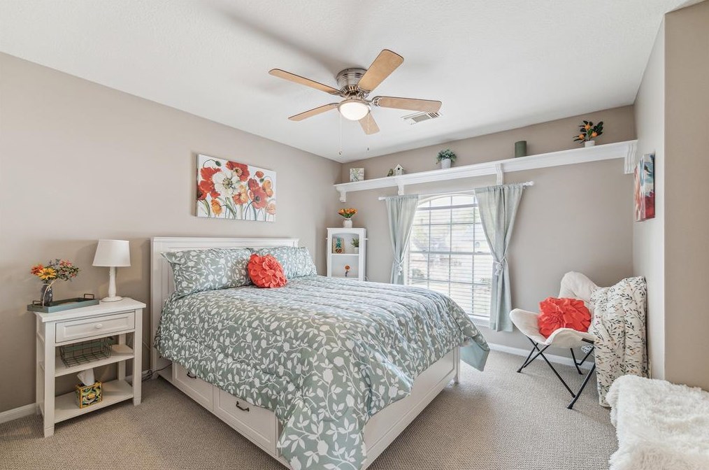 5818 Spring Lodge Dr, Humble TX 77345-2450 exterior