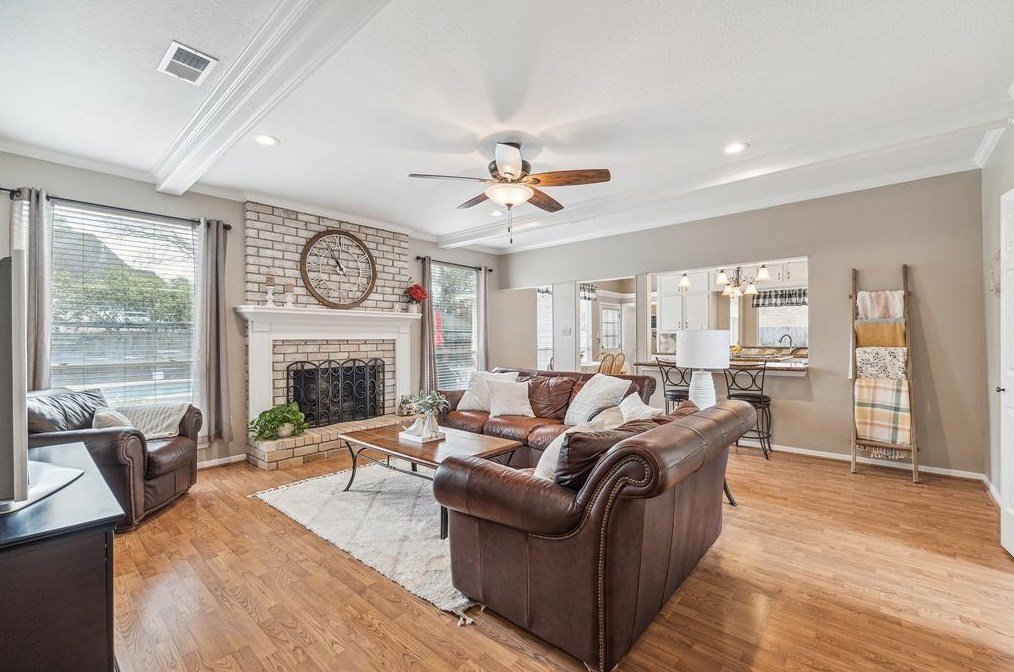 5818 Spring Lodge Dr, Humble TX 77345-2450 exterior