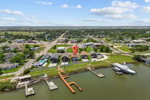 614 W 1st St, Freeport, TX 77541 - Photo 7
