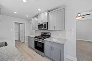 20048 Swinley Forest Dr, Cleveland, TX 77327 - Photo 11